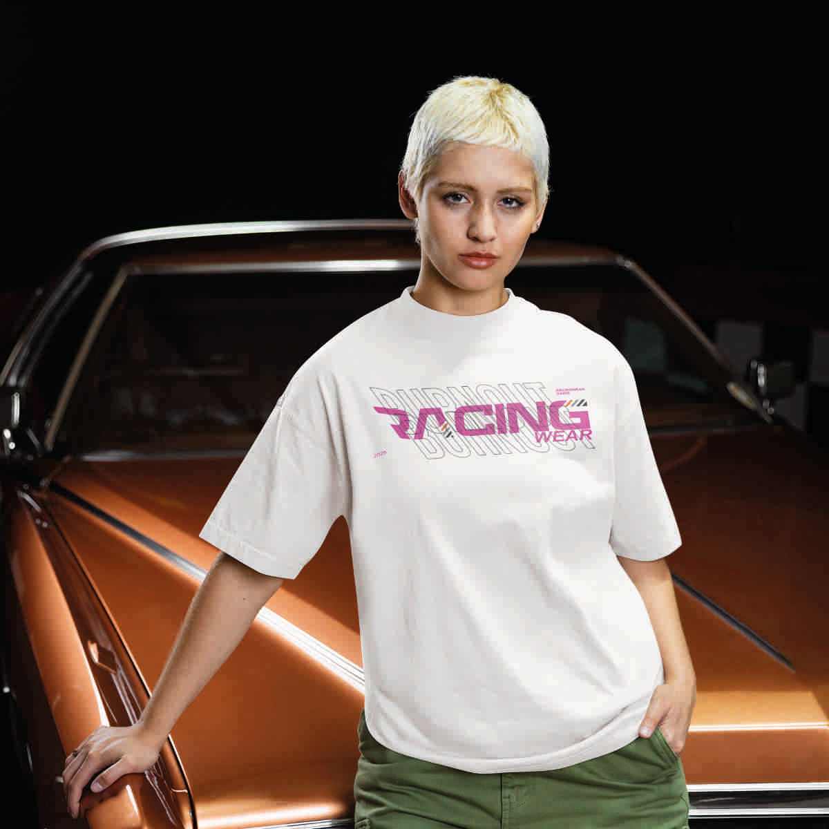 Oversized RACING 2024 T-Shirt aus 100% Baumwolle mit Frontprint und reaktivgefärbtem Stoff